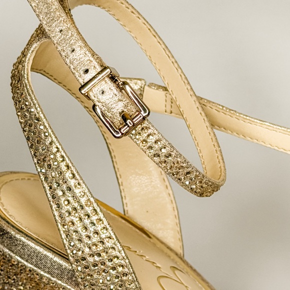 Jessica Simpson Champagne Rhinestone Heels - Picture 3 of 6